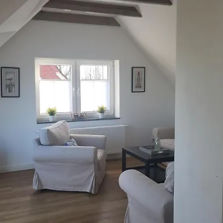Dinas Huus Holiday home